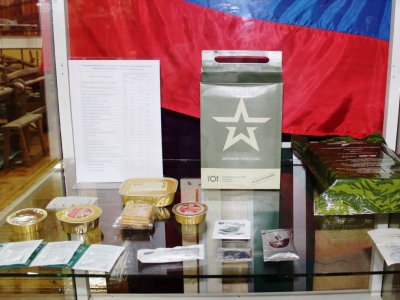 Каждому солдату вой мундир